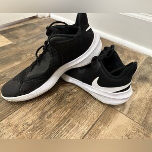 Nike Zoom Hyperspeed Court Sneaker Women’s 8.5 Indoor Volleyball, Basketball